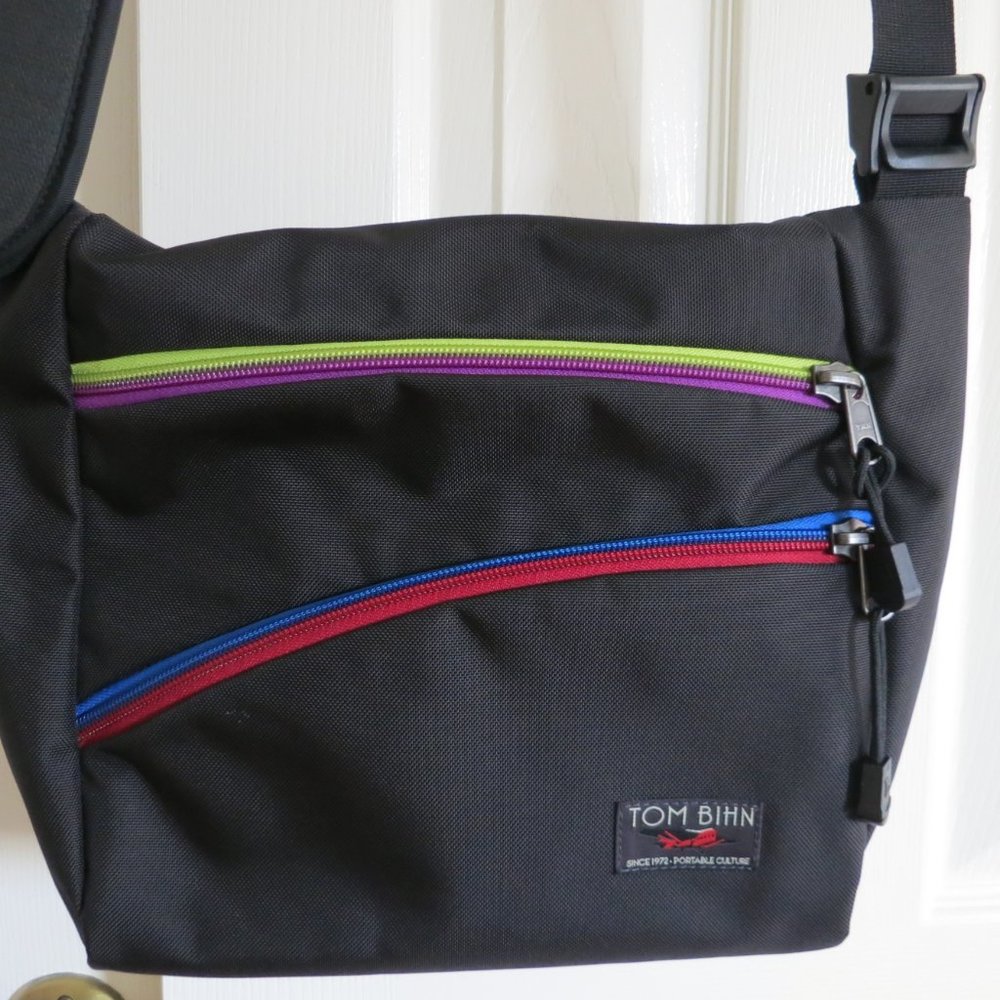 Tom Bihn Icon Crossbody Bag